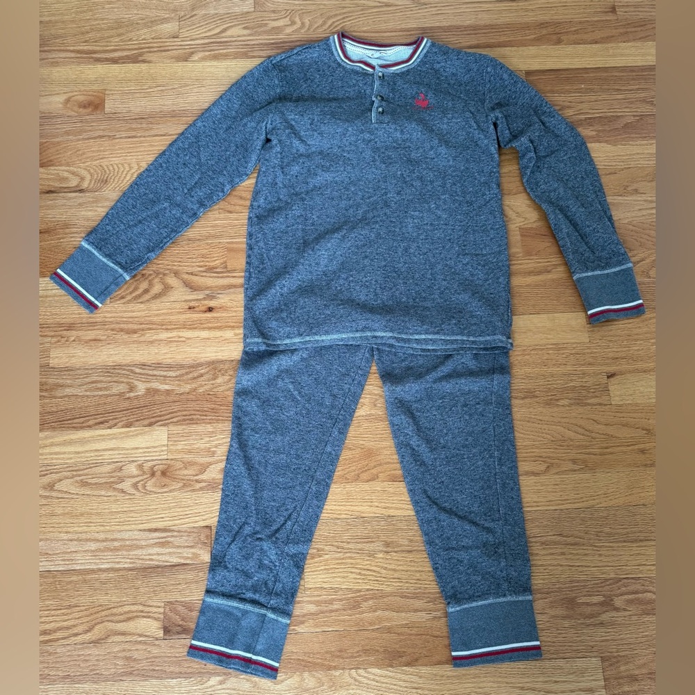 Cozy Gray Men’s Pajamas - M
